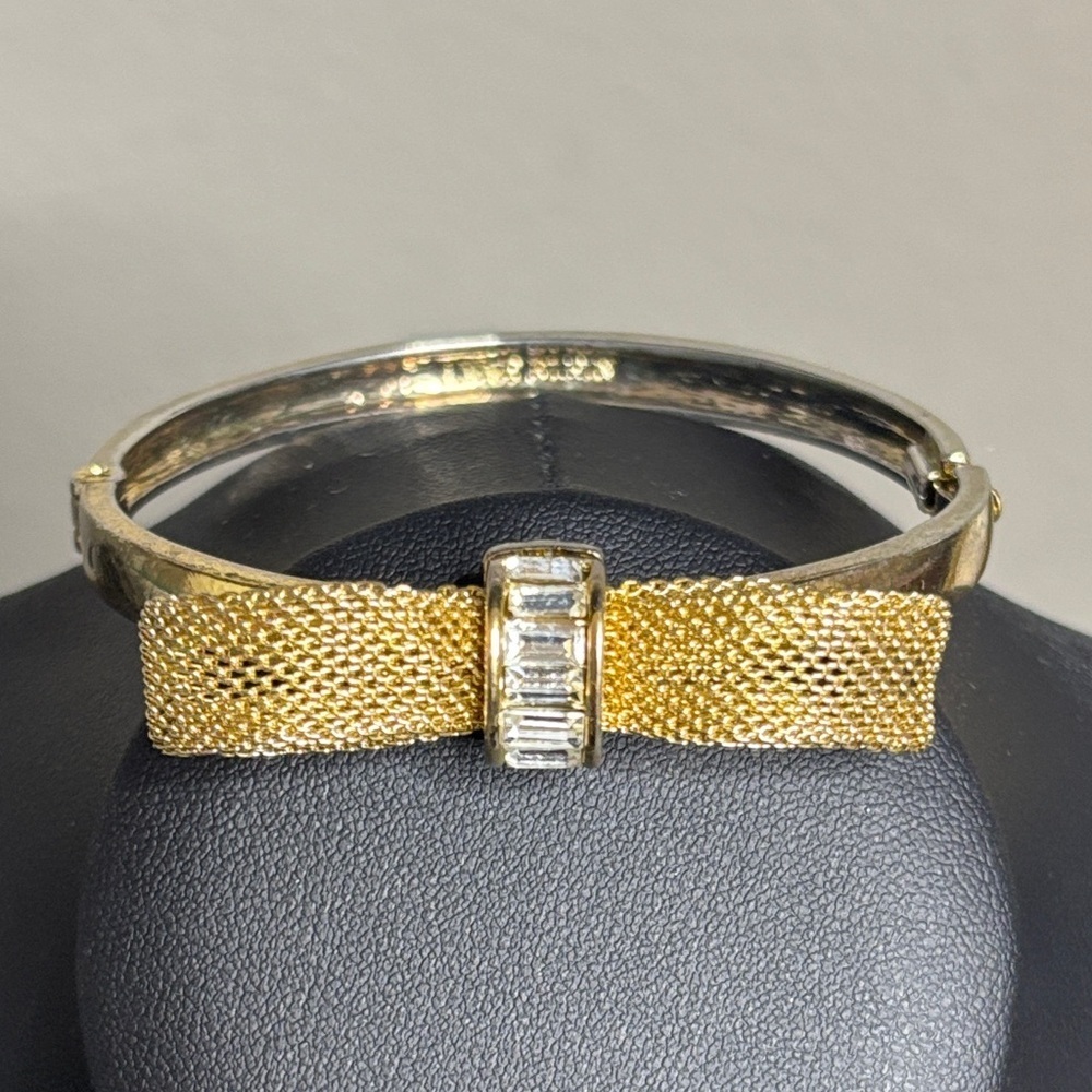 Rare Vintage Anne Klein Mesh Bow Gold Tone Baguette Rhinestone Clamper Bracelet